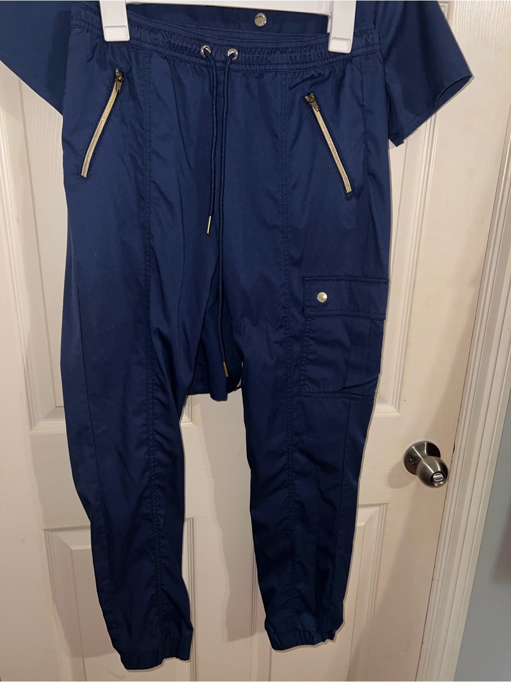 Jaanuu Navy Short Sleeve Zip Front Scrub Top and Pants set - Picture 2 of 6